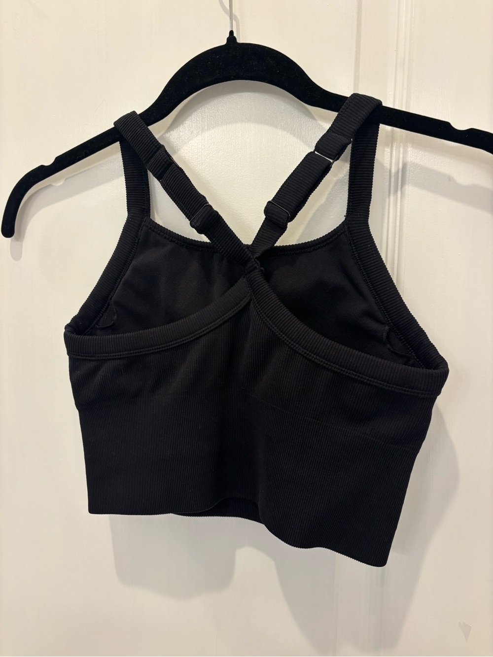 Alo Seamless Ribbed Favorite Bra Tank - Picture 2 of 6